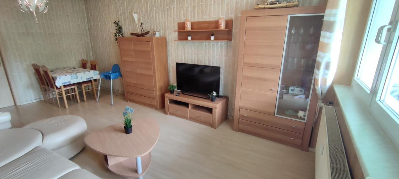 Ferienwohnung Sommerbrise Gelbensande Exterior foto